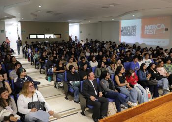 Analizan liderazgo e innovación en MercaFest y Cátedra Patrimonial Arturo Díaz Alonso