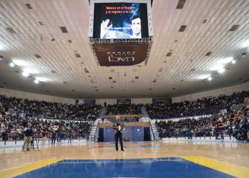 Inspira primer astronauta mexicano a nuevas generaciones en la UACJ