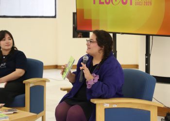 Dirigirse a las infancias desde el teatro y la literatura