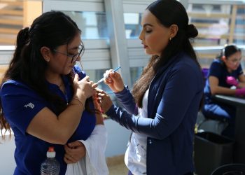 Campus Cuauhtémoc realiza Feria de la Salud Rosa