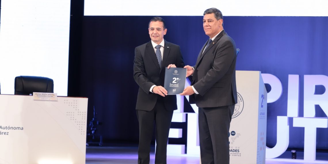Dos años de transformar vidas y abrir futuro: Constandse rinde su II Informe en la UACJ